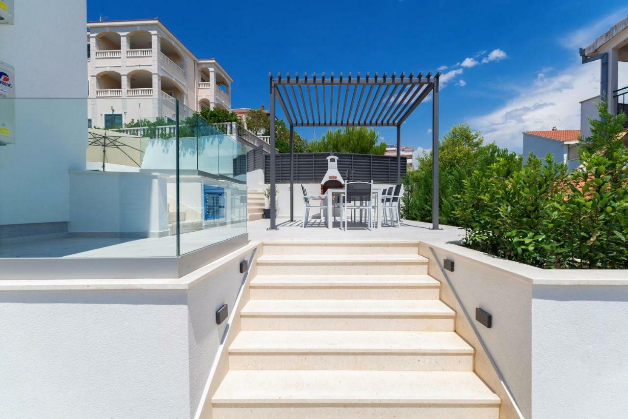 Villa Miholina - With Heated Swimming Pool Trogir Exterior photo