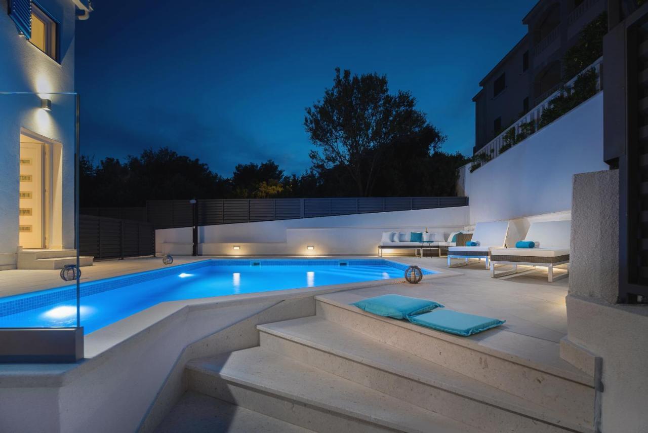 Villa Miholina - With Heated Swimming Pool Trogir Exterior photo